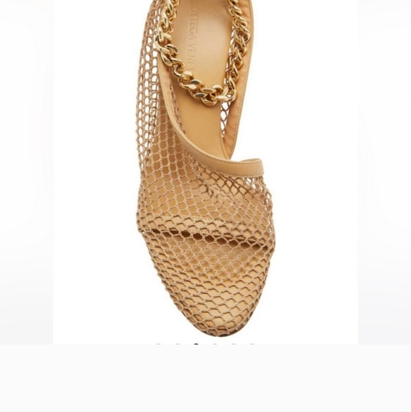 Bottega Veneta Tan Heels - Picture 10 of 10